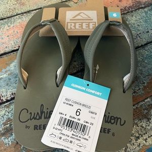 Reef Women's Cushion Breeze Flip-flop